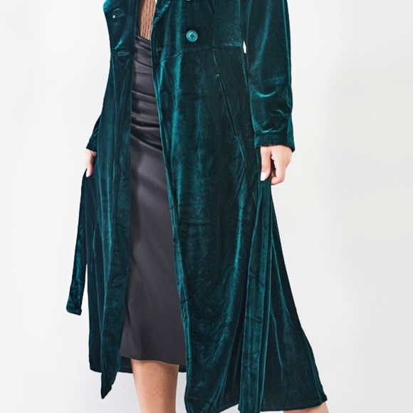 Velvet Trench Coat - Picture 6 of 7